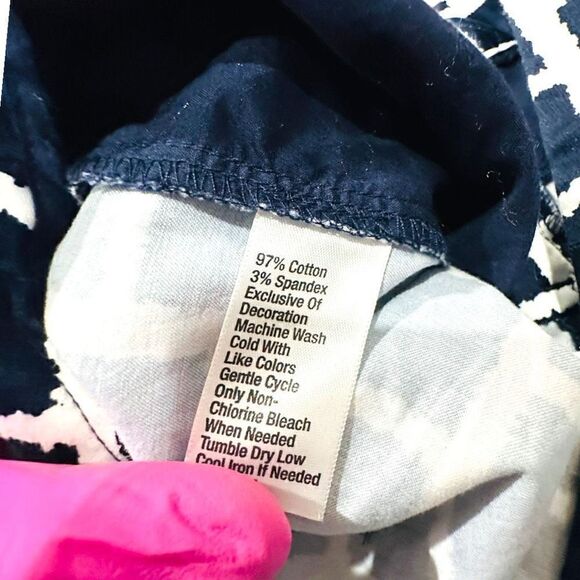 CYNTHIA ROWLEY Blue White Geometric Shorts w/Pockets Size 6 - Picture 5 of 5